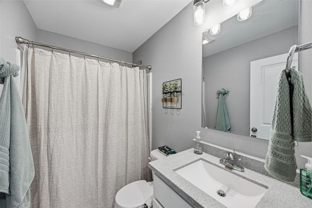 729 Heartland Court, Fairfax, IA 52228