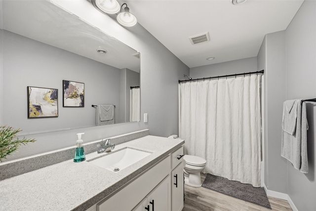 729 Heartland Court, Fairfax, IA 52228