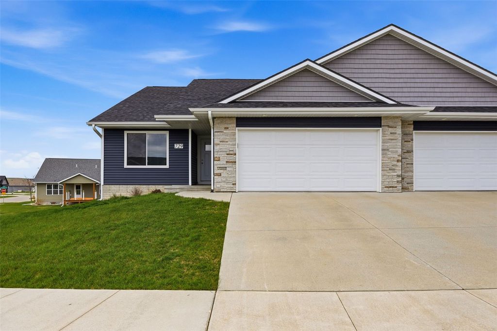 729 Heartland Court, Fairfax, IA 52228