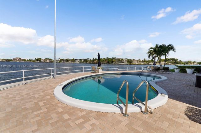 1201 S Riverside Drive 301, Pompano Beach, FL 33062
