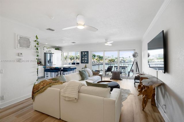 1201 S Riverside Drive 301, Pompano Beach, FL 33062