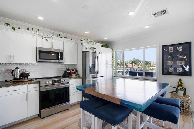 1201 S Riverside Drive 301, Pompano Beach, FL 33062