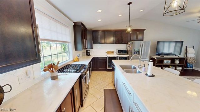 9937 Patton Street, Twinsburg, OH 44087