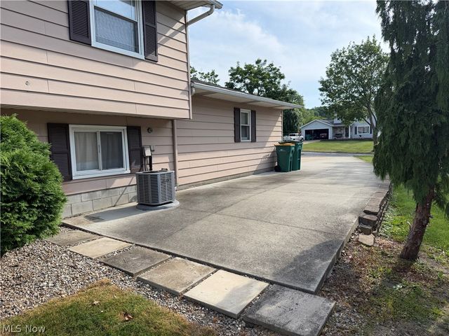 9937 Patton Street, Twinsburg, OH 44087
