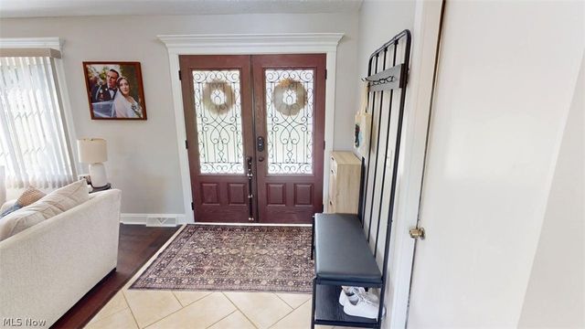 9937 Patton Street, Twinsburg, OH 44087