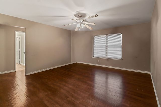 920 Red Oak Trail, Cedar Hill, TX 75104