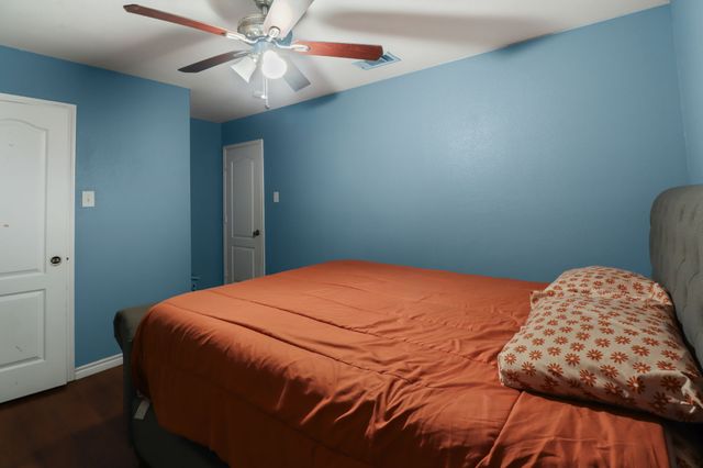 920 Red Oak Trail, Cedar Hill, TX 75104