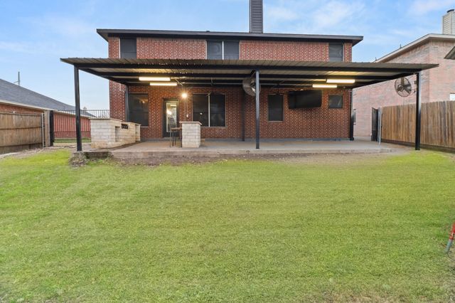 920 Red Oak Trail, Cedar Hill, TX 75104