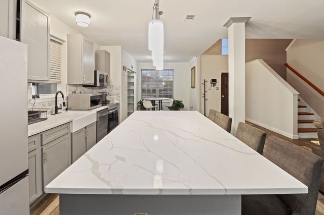 920 Red Oak Trail, Cedar Hill, TX 75104