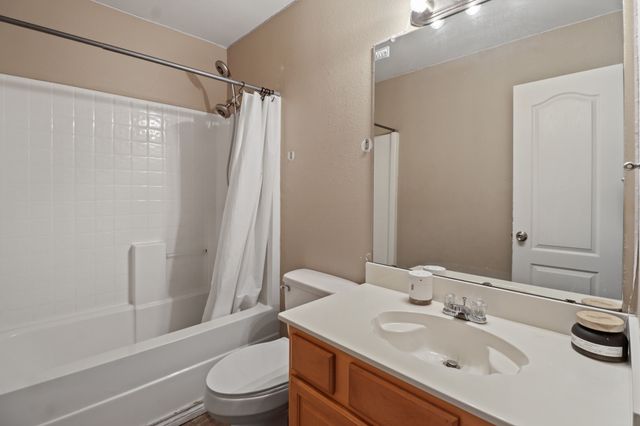 920 Red Oak Trail, Cedar Hill, TX 75104