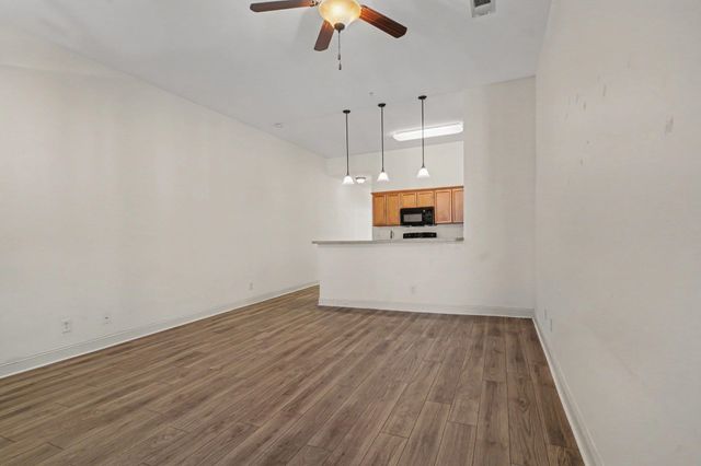 118 Ella Kinley Cir Unit 404, Myrtle Beach, SC 29588