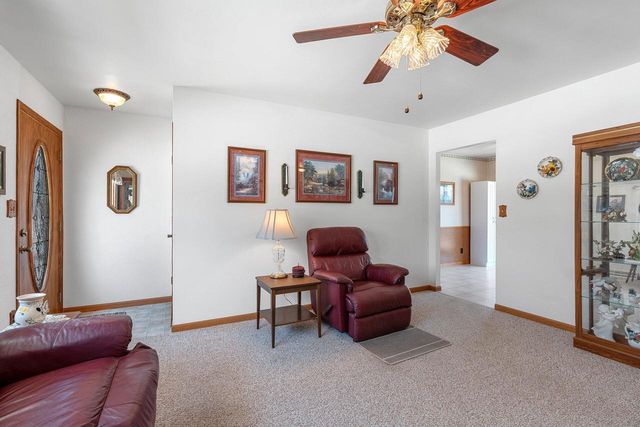 1465 N 8th STREET, Manitowoc, WI 54220