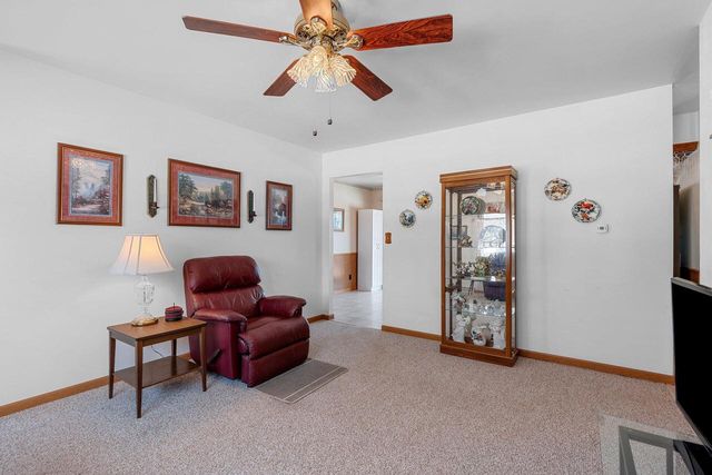 1465 N 8th STREET, Manitowoc, WI 54220