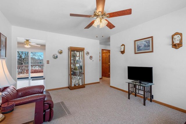 1465 N 8th STREET, Manitowoc, WI 54220