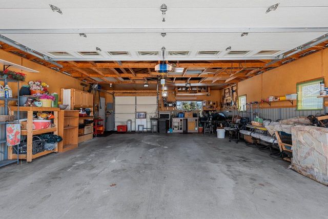 1465 N 8th STREET, Manitowoc, WI 54220