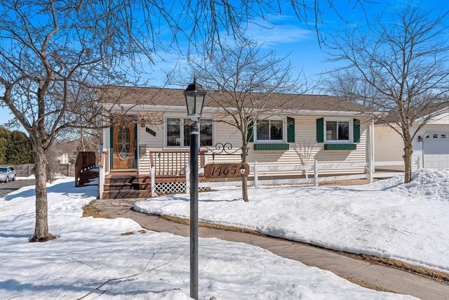 1465 N 8th STREET, Manitowoc, WI 54220