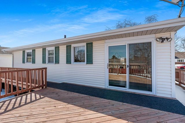 1465 N 8th STREET, Manitowoc, WI 54220