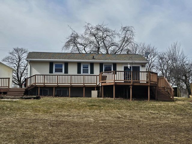 1465 N 8th STREET, Manitowoc, WI 54220