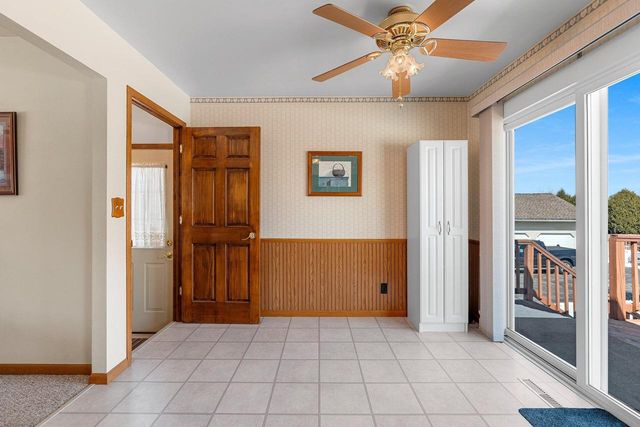 1465 N 8th STREET, Manitowoc, WI 54220