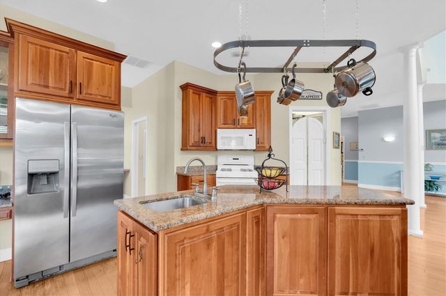 5617 PALMETTO ROAD, New Port Richey, FL 34652