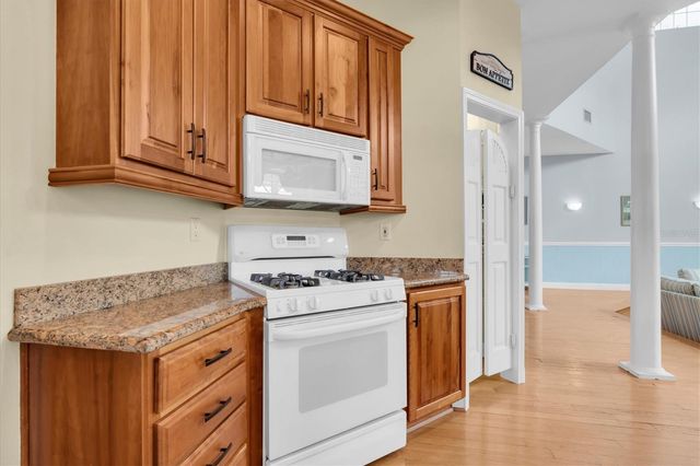 5617 PALMETTO ROAD, New Port Richey, FL 34652