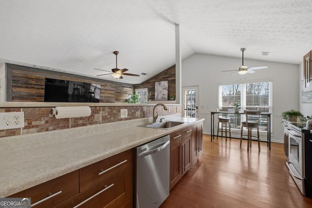 2925 Landington Way, Duluth, GA 30096