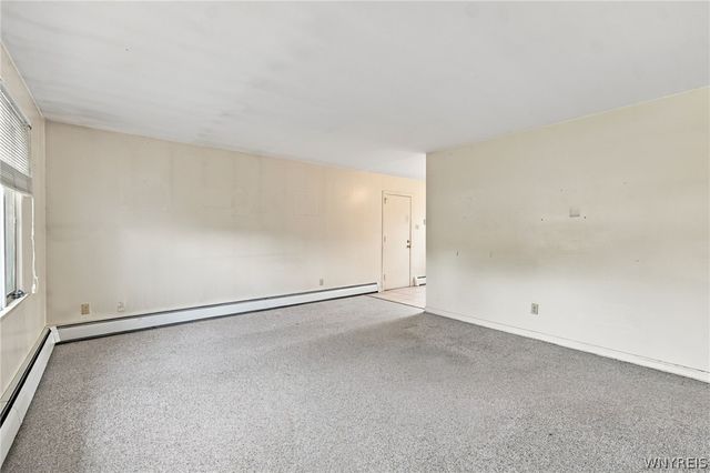 1221 La Salle Avenue, Grand Island, NY 14072
