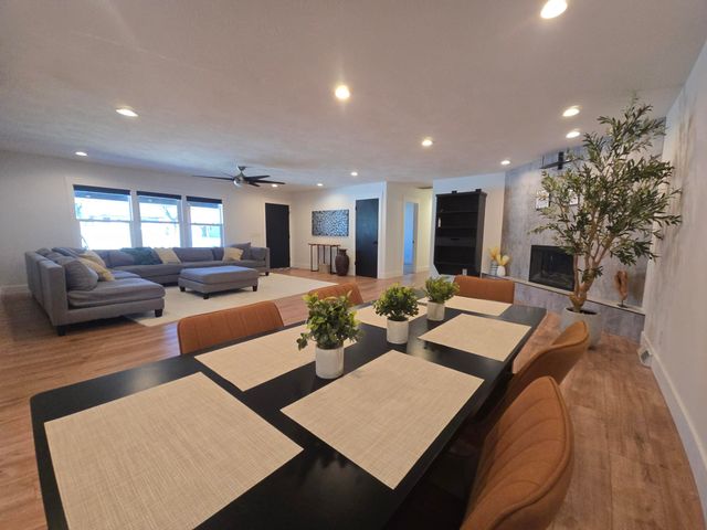 3216 W Ellison Drive, Springfield, MO 65810