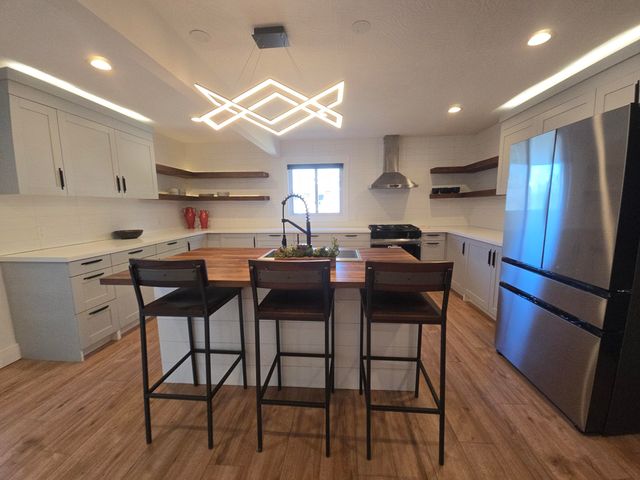 3216 W Ellison Drive, Springfield, MO 65810