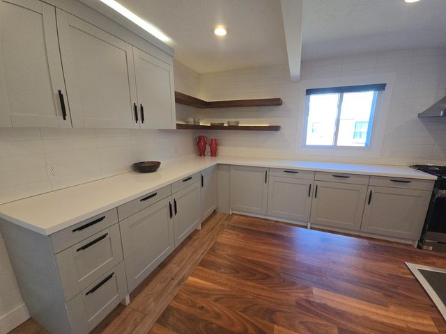 3216 W Ellison Drive, Springfield, MO 65810