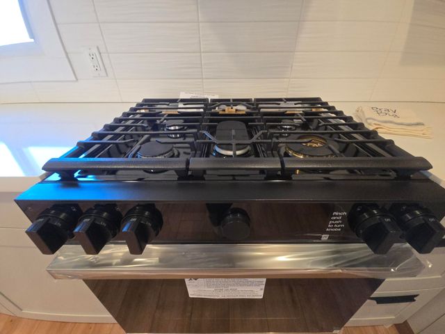 3216 W Ellison Drive, Springfield, MO 65810