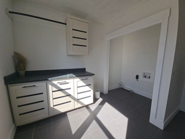 3216 W Ellison Drive, Springfield, MO 65810