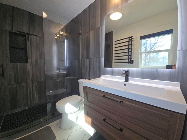 3216 W Ellison Drive, Springfield, MO 65810