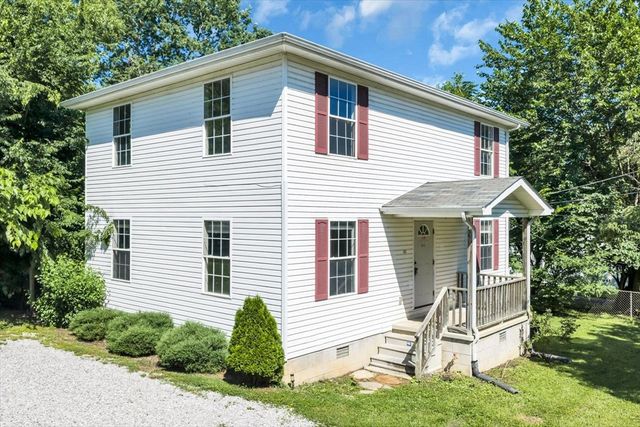 105 Lillian St, Mcminnville, TN 37110
