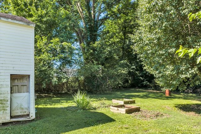 105 Lillian St, Mcminnville, TN 37110