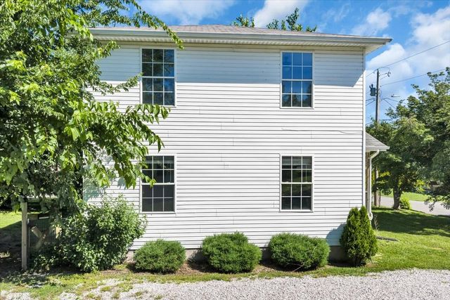 105 Lillian St, Mcminnville, TN 37110