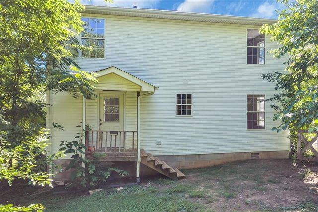 105 Lillian St, Mcminnville, TN 37110