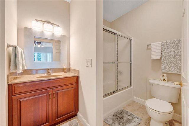 140 Peaks View DR, Moneta, VA 24121