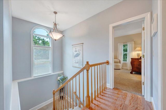 140 Peaks View DR, Moneta, VA 24121