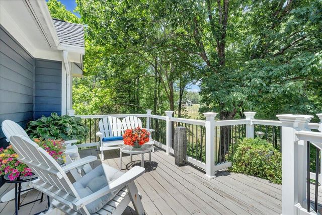 140 Peaks View DR, Moneta, VA 24121