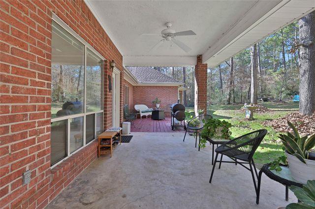 491 Wentworth Lane, Coldspring, TX 77331