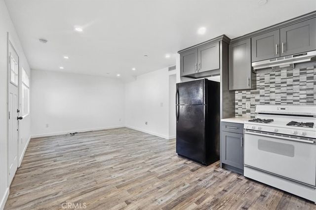 4150 S Normandie, Los Angeles, CA 90037