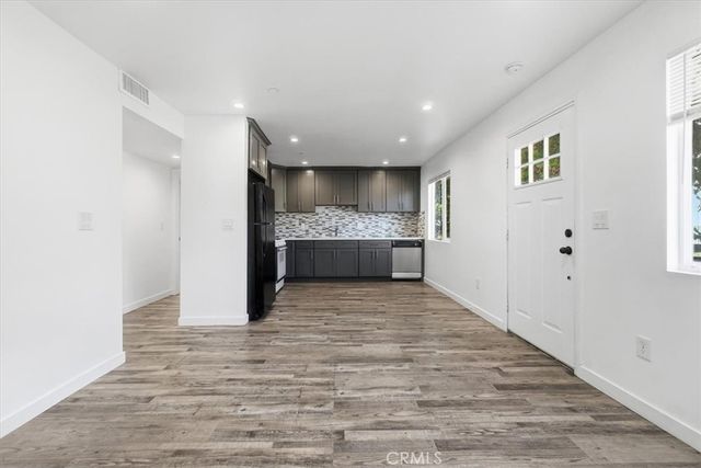 4150 S Normandie, Los Angeles, CA 90037