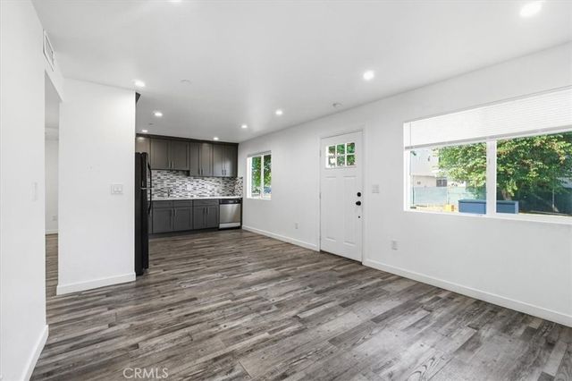 4150 S Normandie, Los Angeles, CA 90037