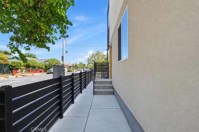 4150 S Normandie, Los Angeles, CA 90037
