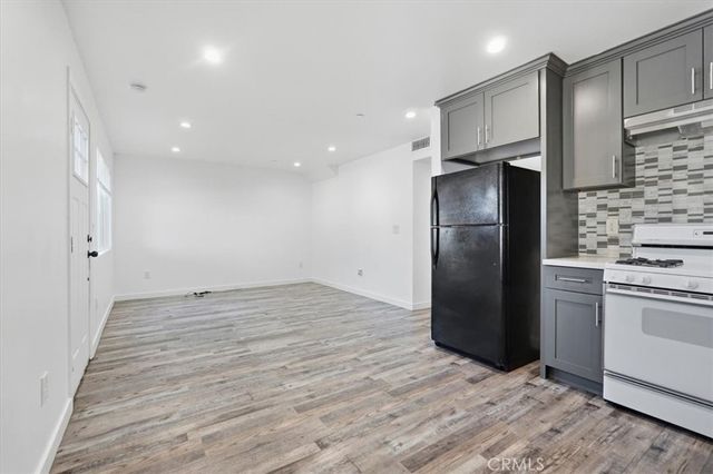 4150 S Normandie, Los Angeles, CA 90037