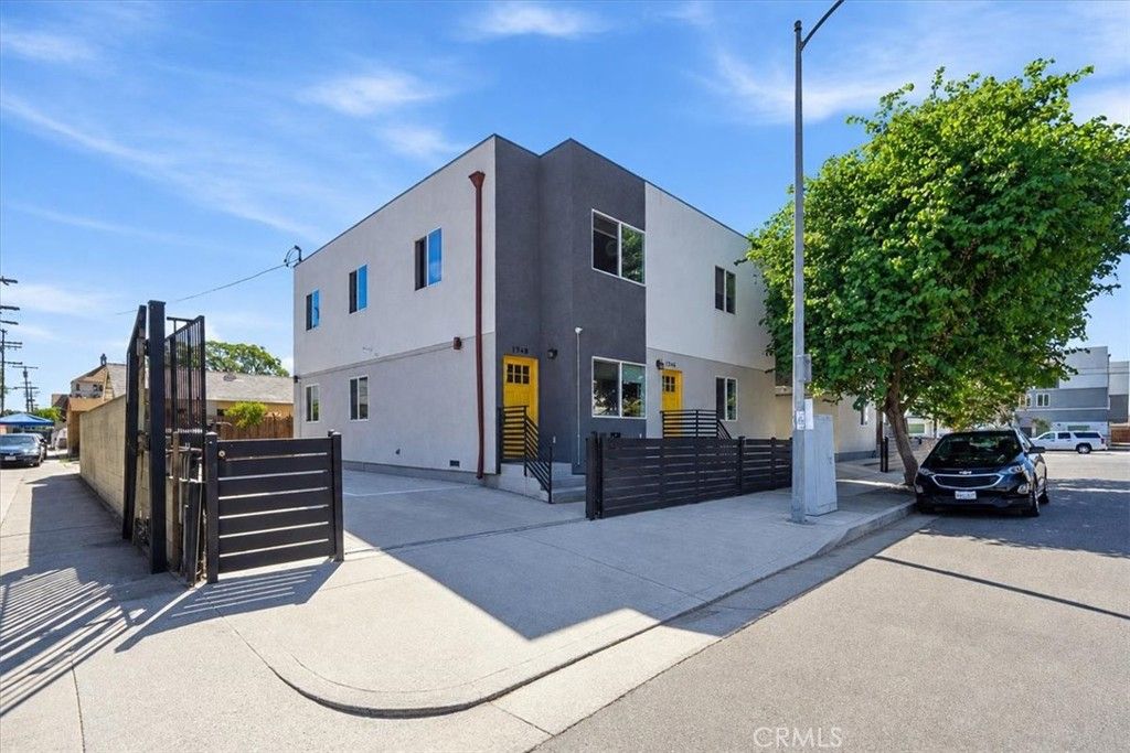 4150 S Normandie, Los Angeles, CA 90037 — photo 2