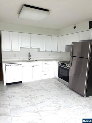 326 Prospect 11K, Hackensack, NJ 07601