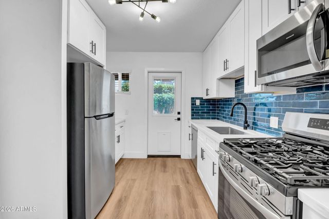 4323 N 13TH Place, Phoenix, AZ 85014