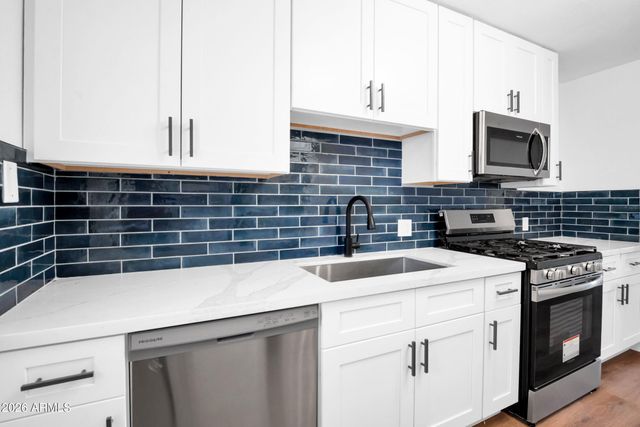 4323 N 13TH Place, Phoenix, AZ 85014